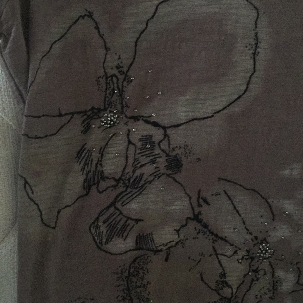 Embellished tee shirt - Picture 2 of 2